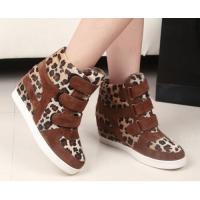 Basket Femme montantes compensees Fashion bandes scratchees Leopard Marron Basket Femme montantes compensees Fashion bandes scratchees Leopard Marron